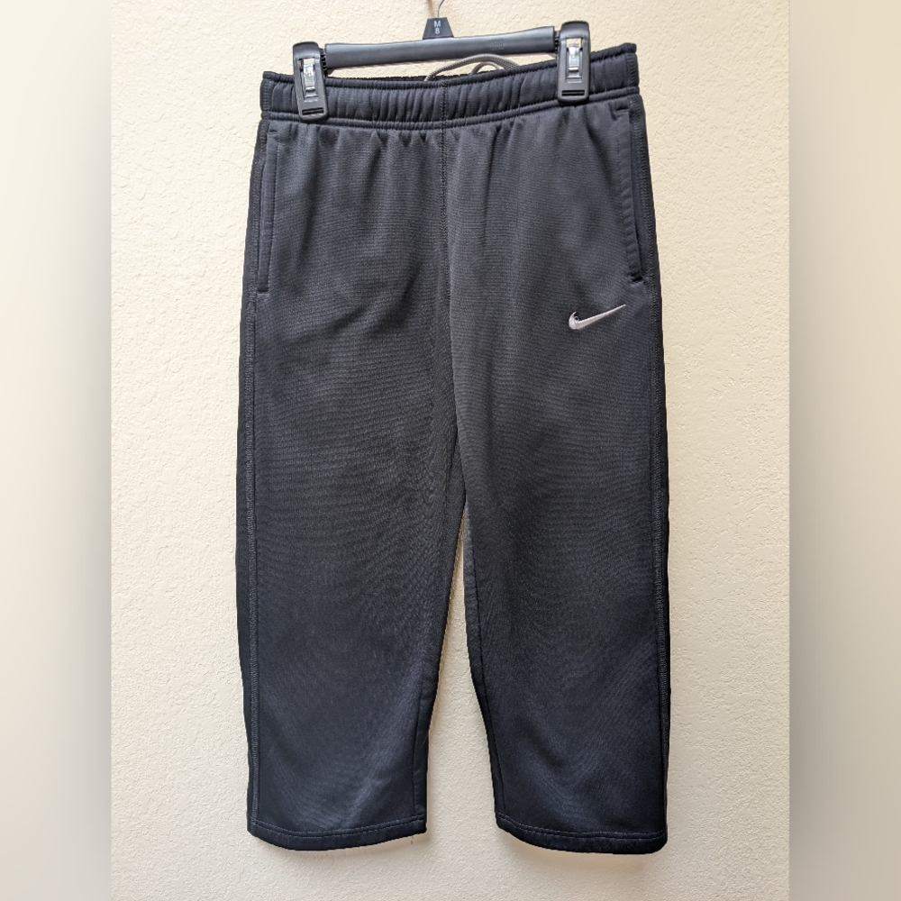 Boys Dark Grey Nike Athletic Pants With Draw String. Size Small
